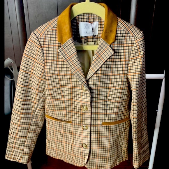 Zara Other - BRAND NEW w/ TAGS. Zara Contrast Trim Blazer, Beige, 8 years